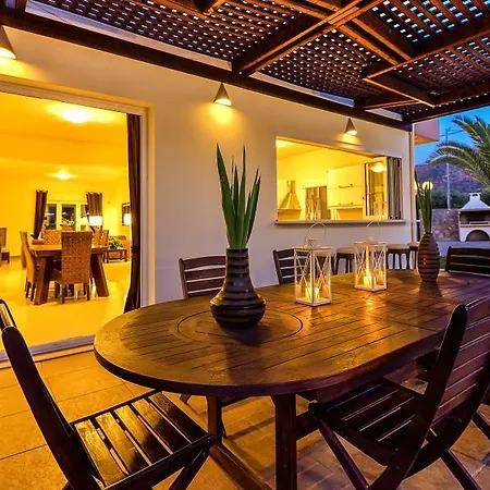 Villa Zeus